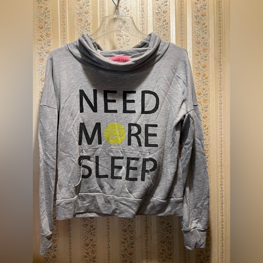 Sleep shirt for women